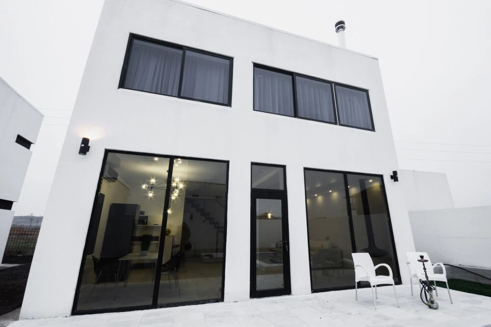 Коттедж White Villas