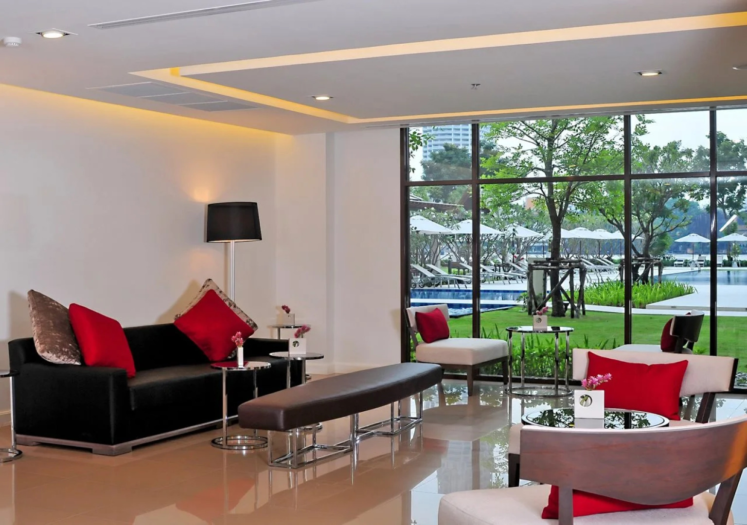 ibis Bangkok Riverside