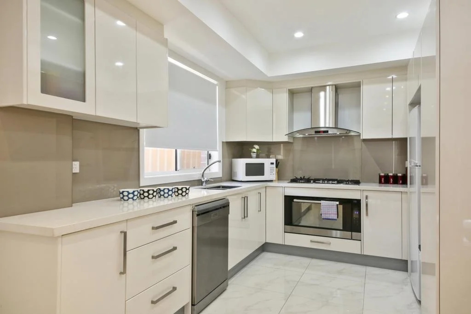 Serviced Houses - Villa Hodgkinson