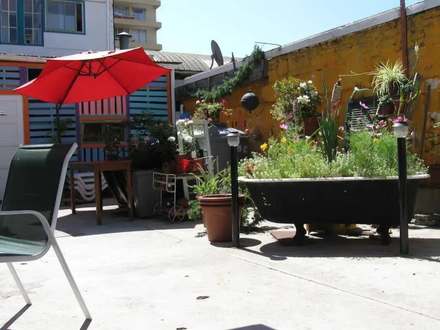 Street Garden Hostel