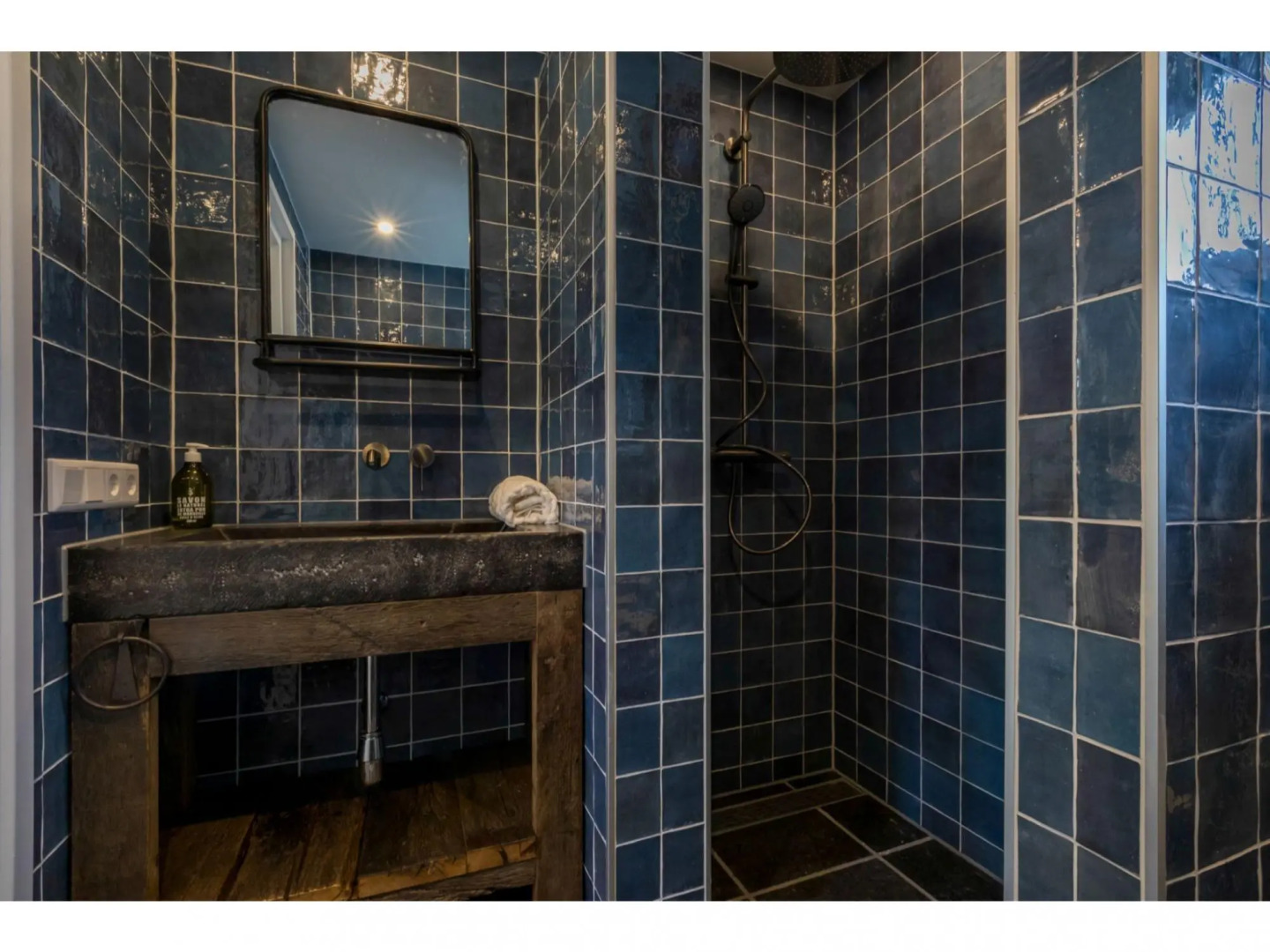 Holiday Home in Vrouwenpolder With Garden