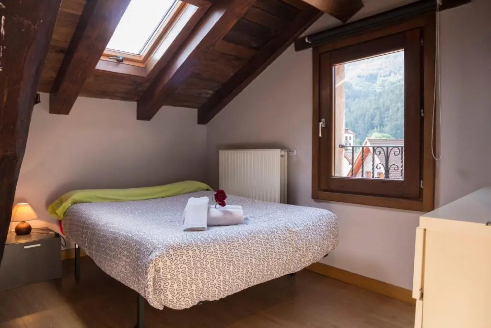 Aiestaenea Apartamentos Rurales