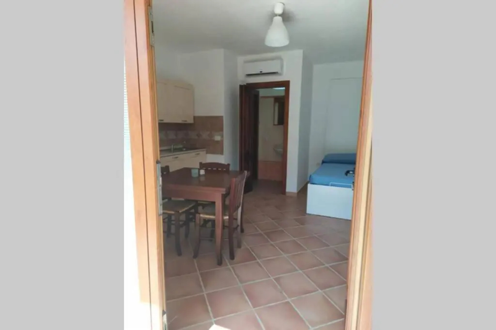 TINY HOUSE (con piscina e wi-fi)