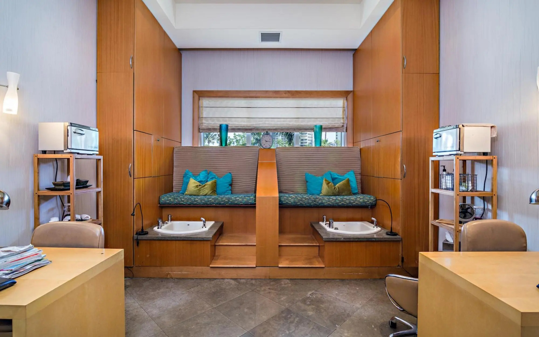 Ocean view 1 bedroom penthouse condo