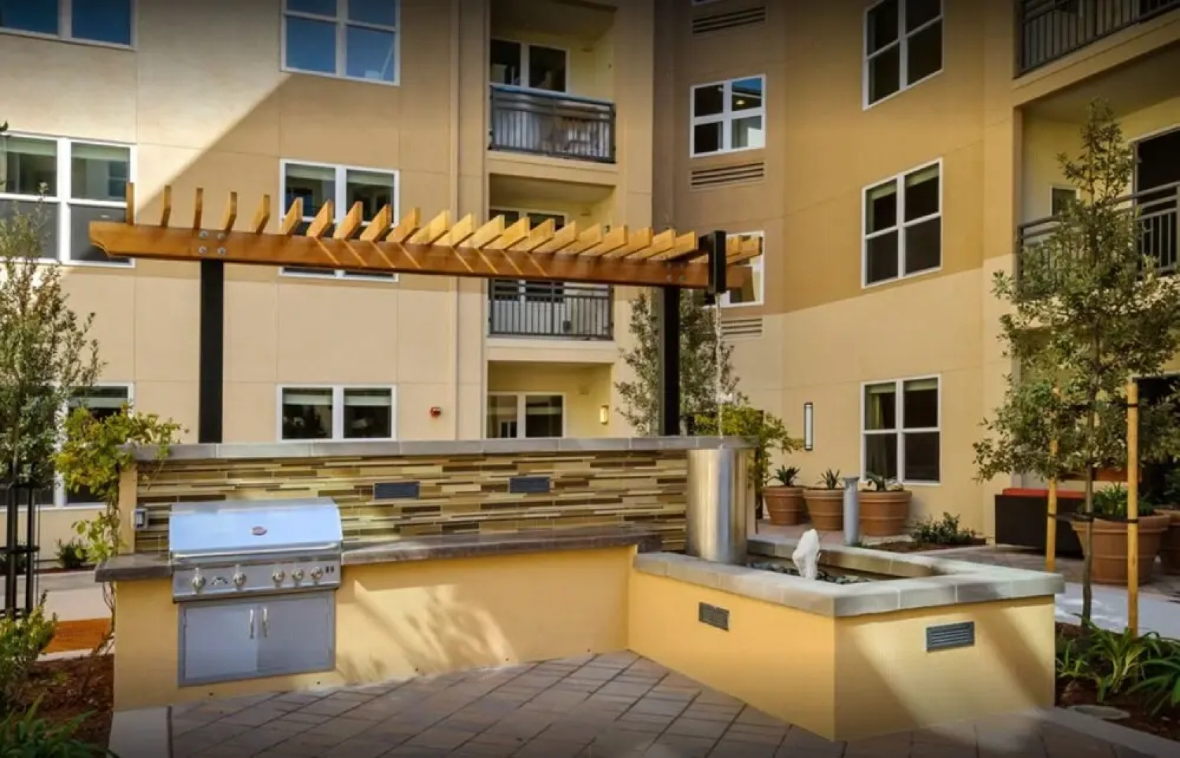 Global Luxury Suites Foster City