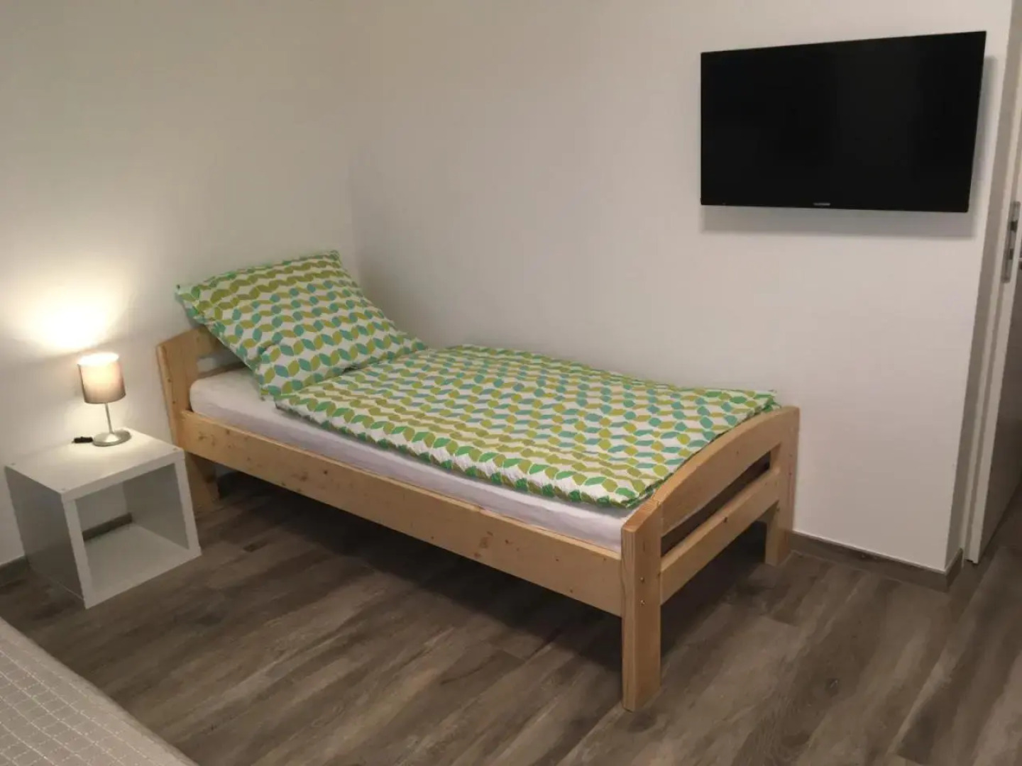 Schmid - Zimmer auf Zeit