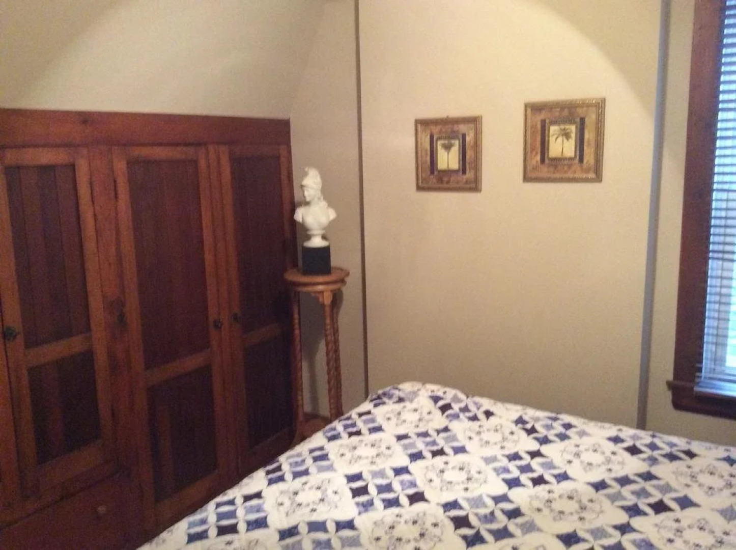 Riverside Caygeon B&B