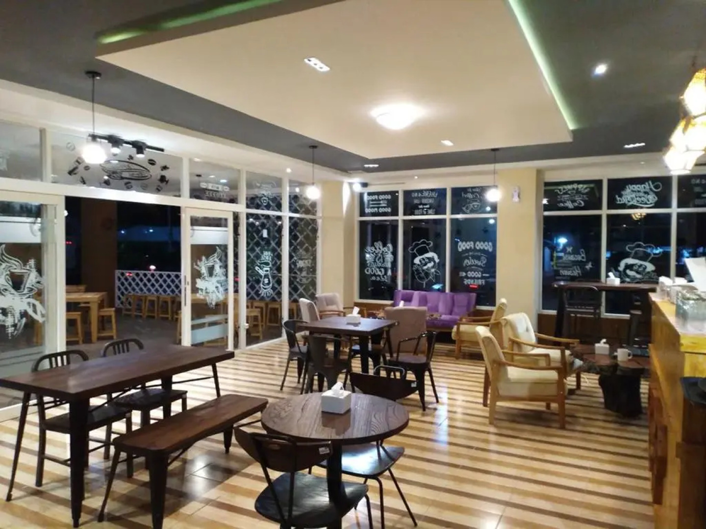 玛琅达勒姆阿梗高级宾馆(Dalem Ageng Premium Guest House Malang)