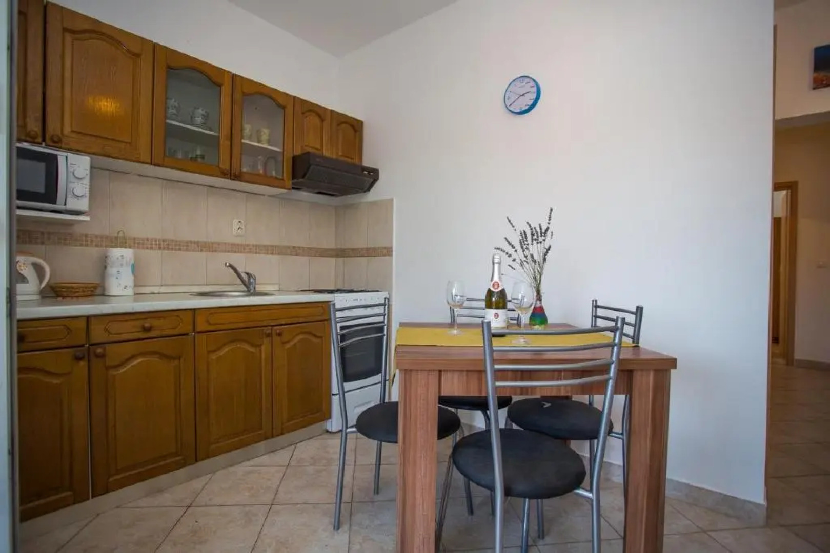 Apartments Mala Karla 1685