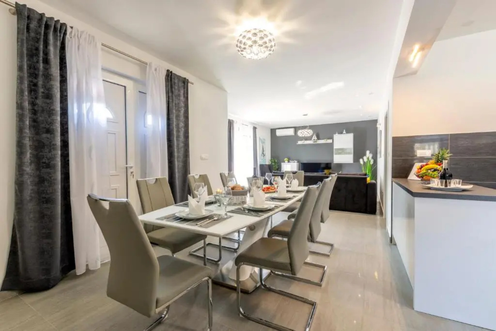 VILLA MAGNOLIA by Split