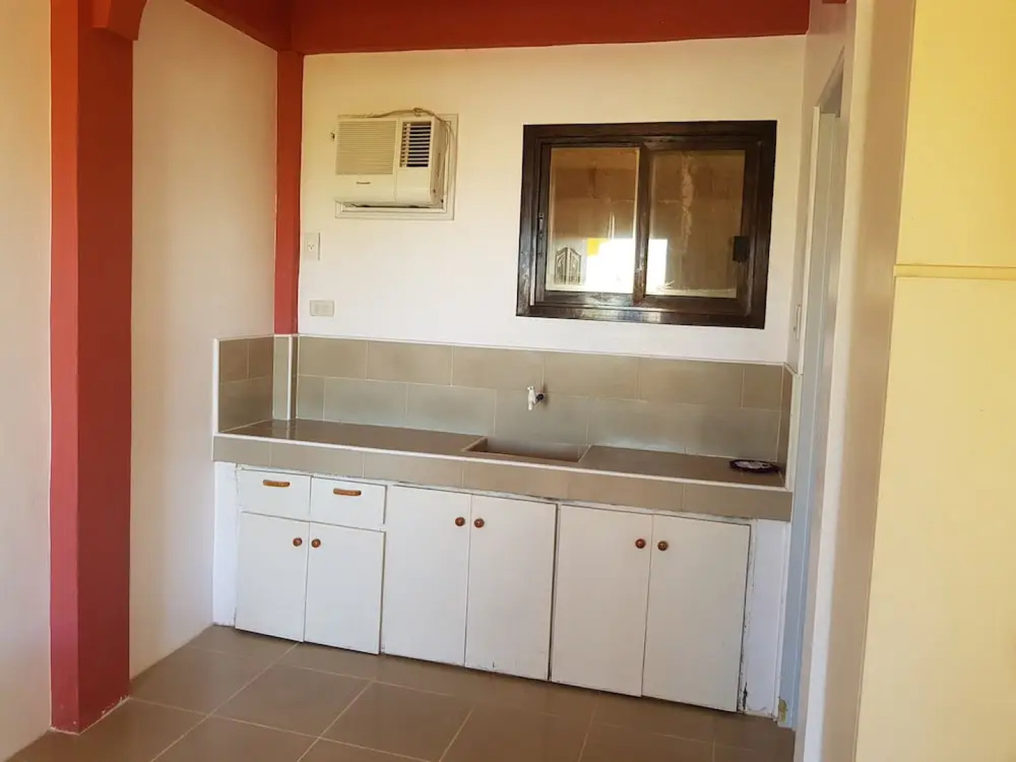 Paz Patar Beach House Resort