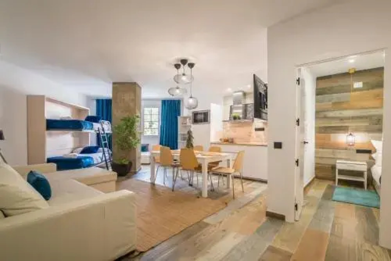 Bed and Snow Family Apartments