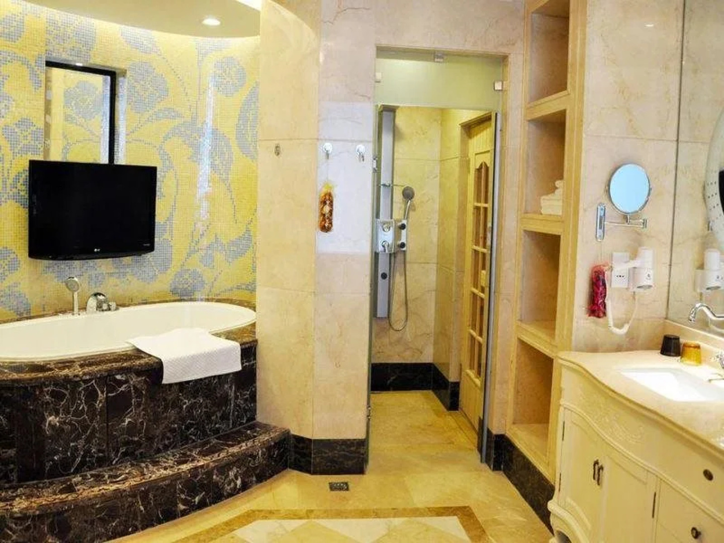 Country Garden Phoenix Hotel Binhu City