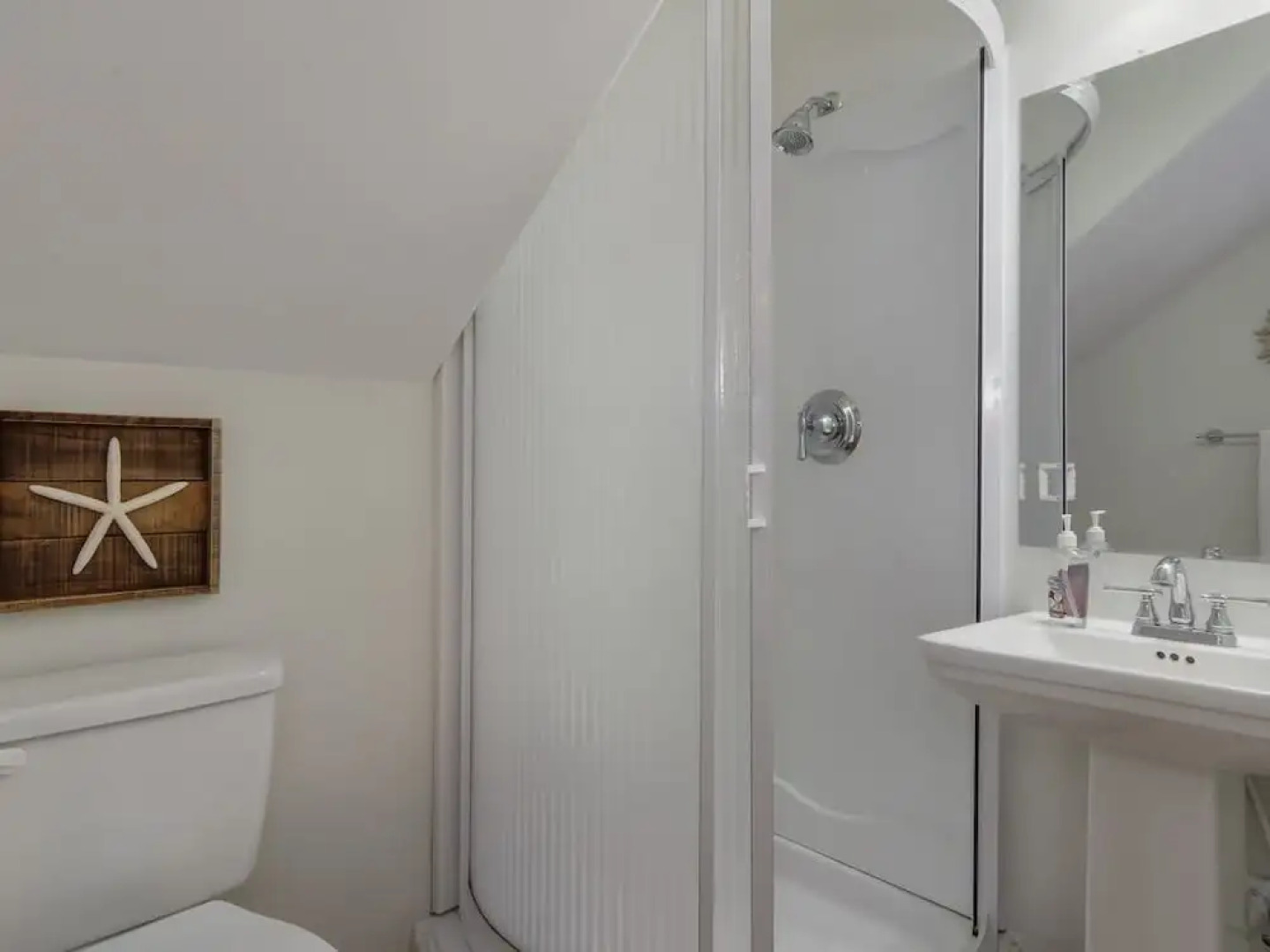 3D Beach 4 Bedrooms 3 Bathrooms Home