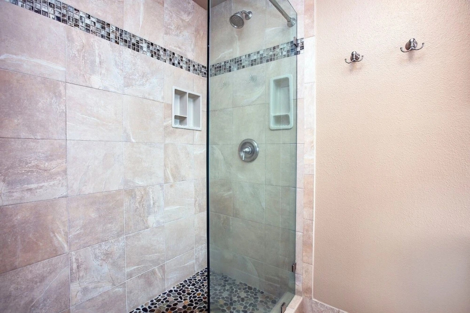 Sands Of Kahana 215 - Two Bedroom Condo