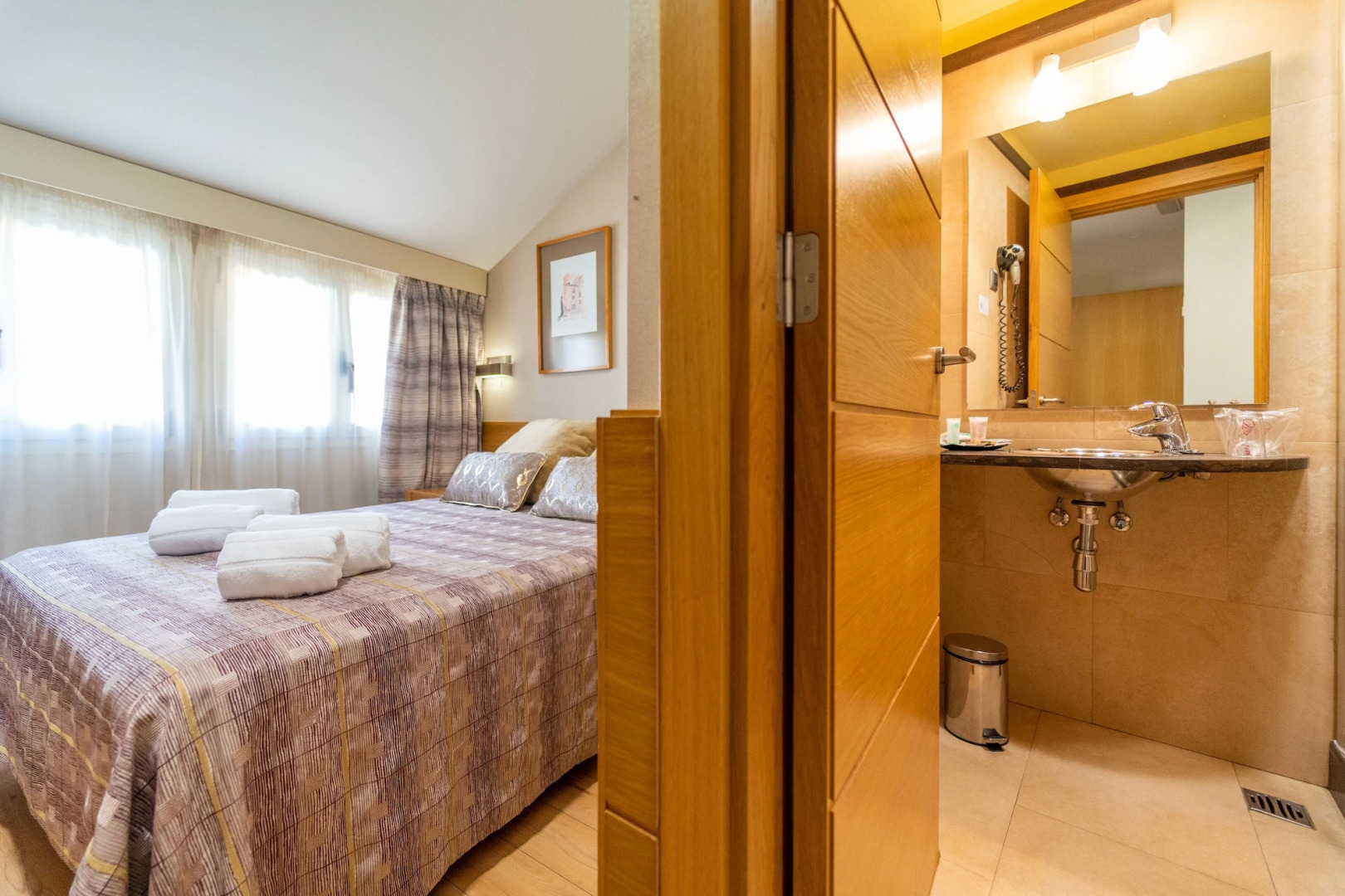 Хостел Windsor Puerta del Sol