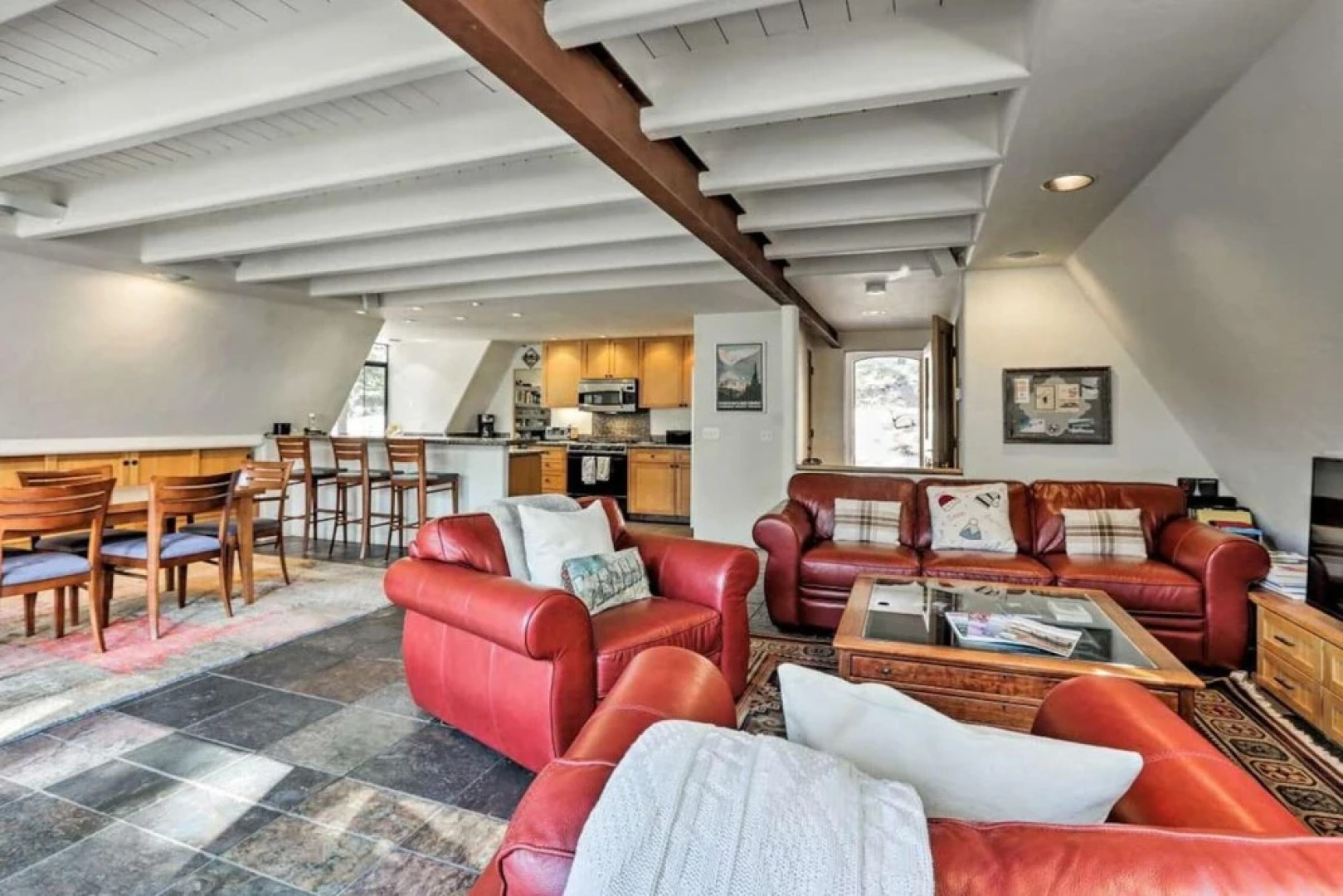 Squaw Valley Mountain Chalet w/ Private Hot Tub!