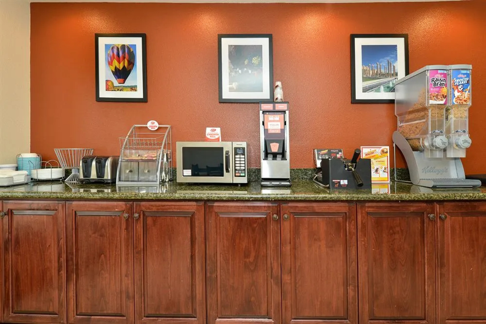 Super 8 By Wyndham Vallejo/Napa Valley