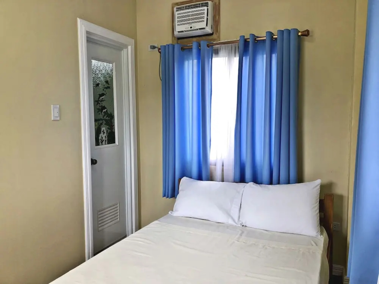 Racadisson Tourist Inn