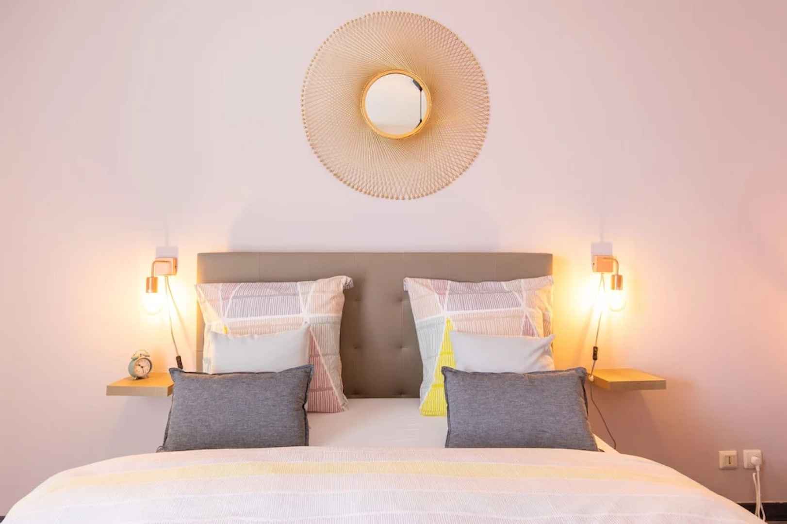 Zourite Factory - Apt design & calme