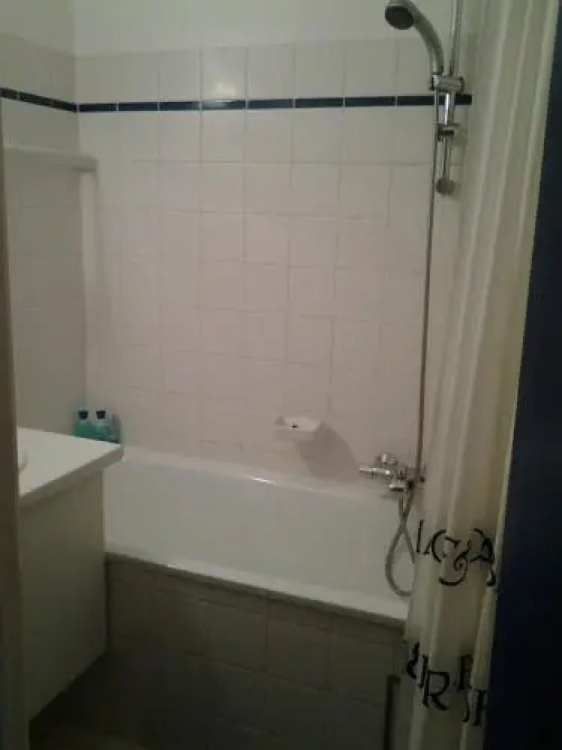 Zonnig Appartement met Zeezicht