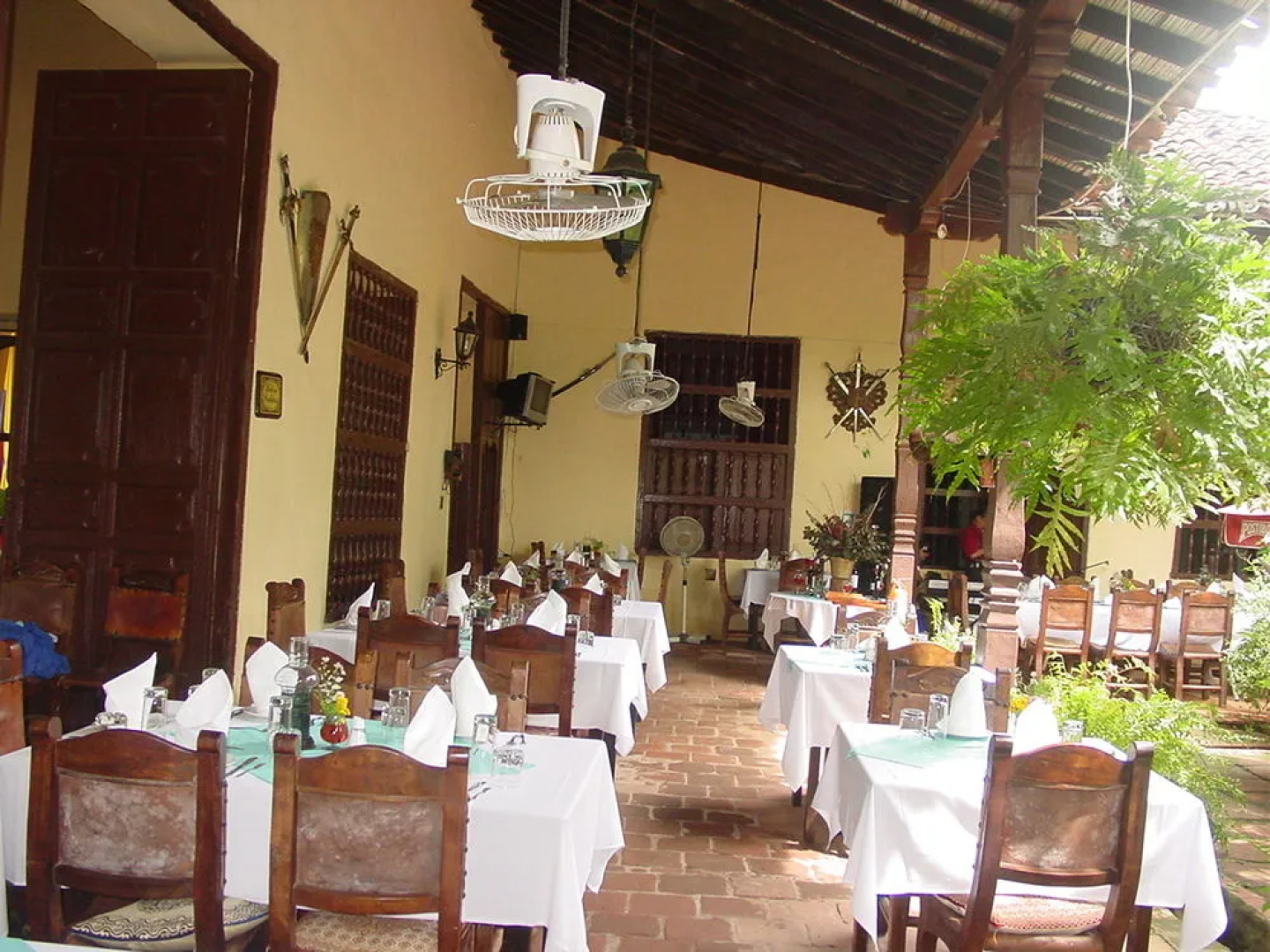 Hostal Restaurante Guaracu