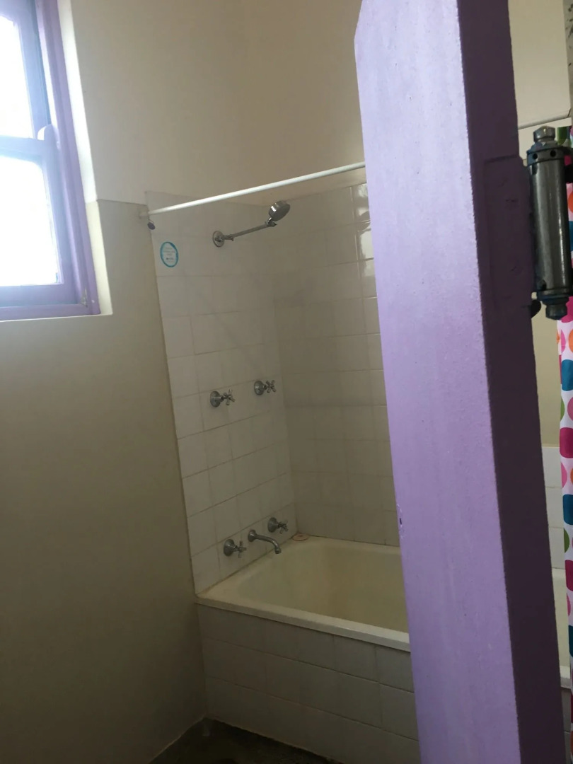 1849 Backpackers Hotel