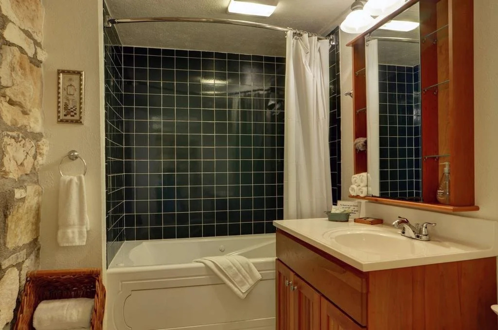 A Barn at the Quarry