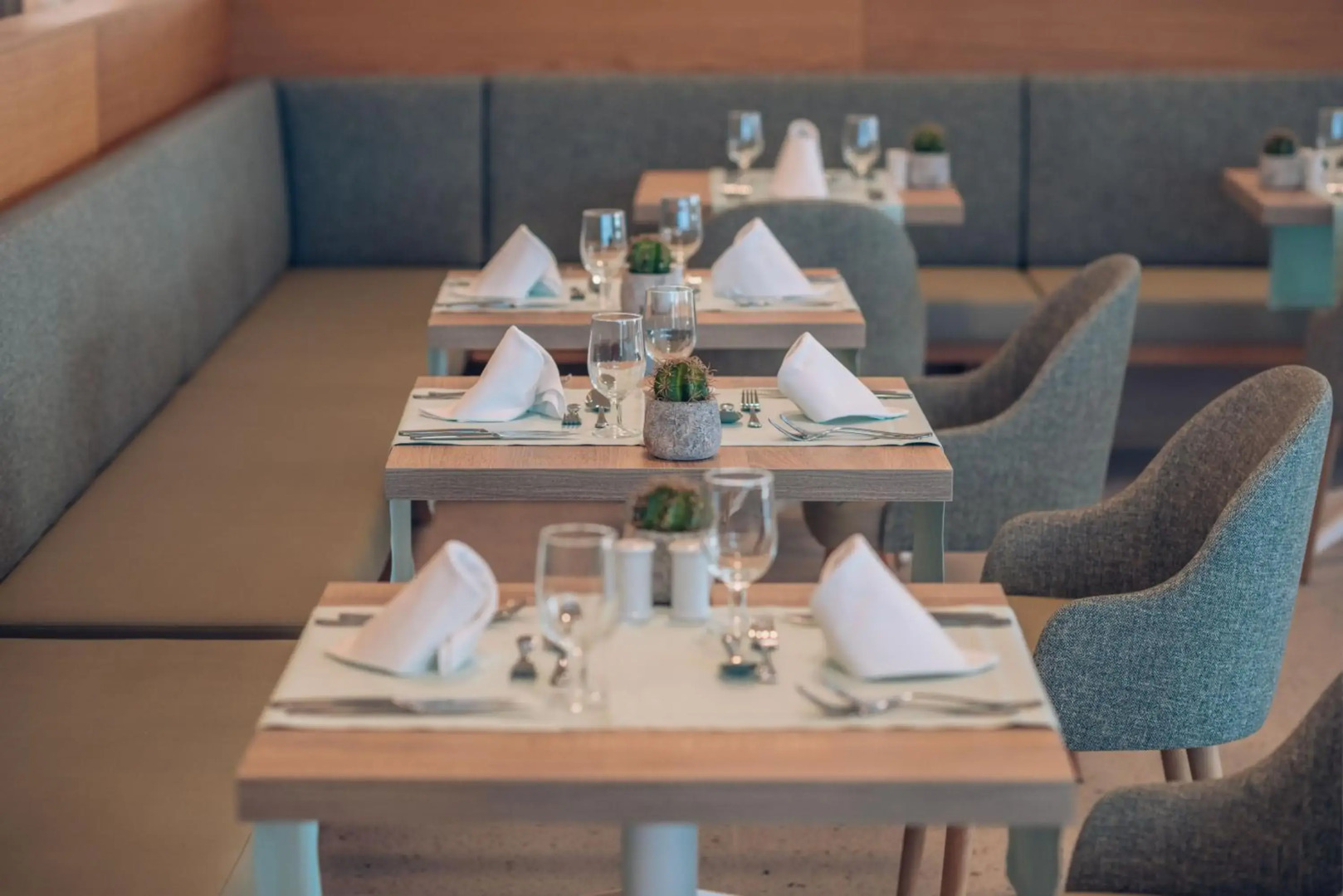 Отель Iberostar Waves Cala Domingos