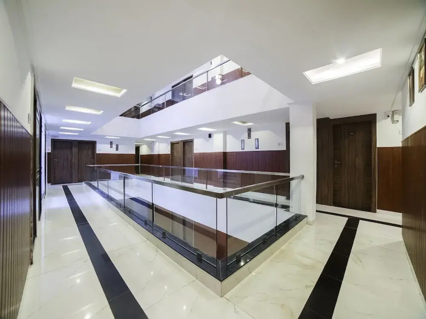 OYO 3335 Hotel Vraj Inn