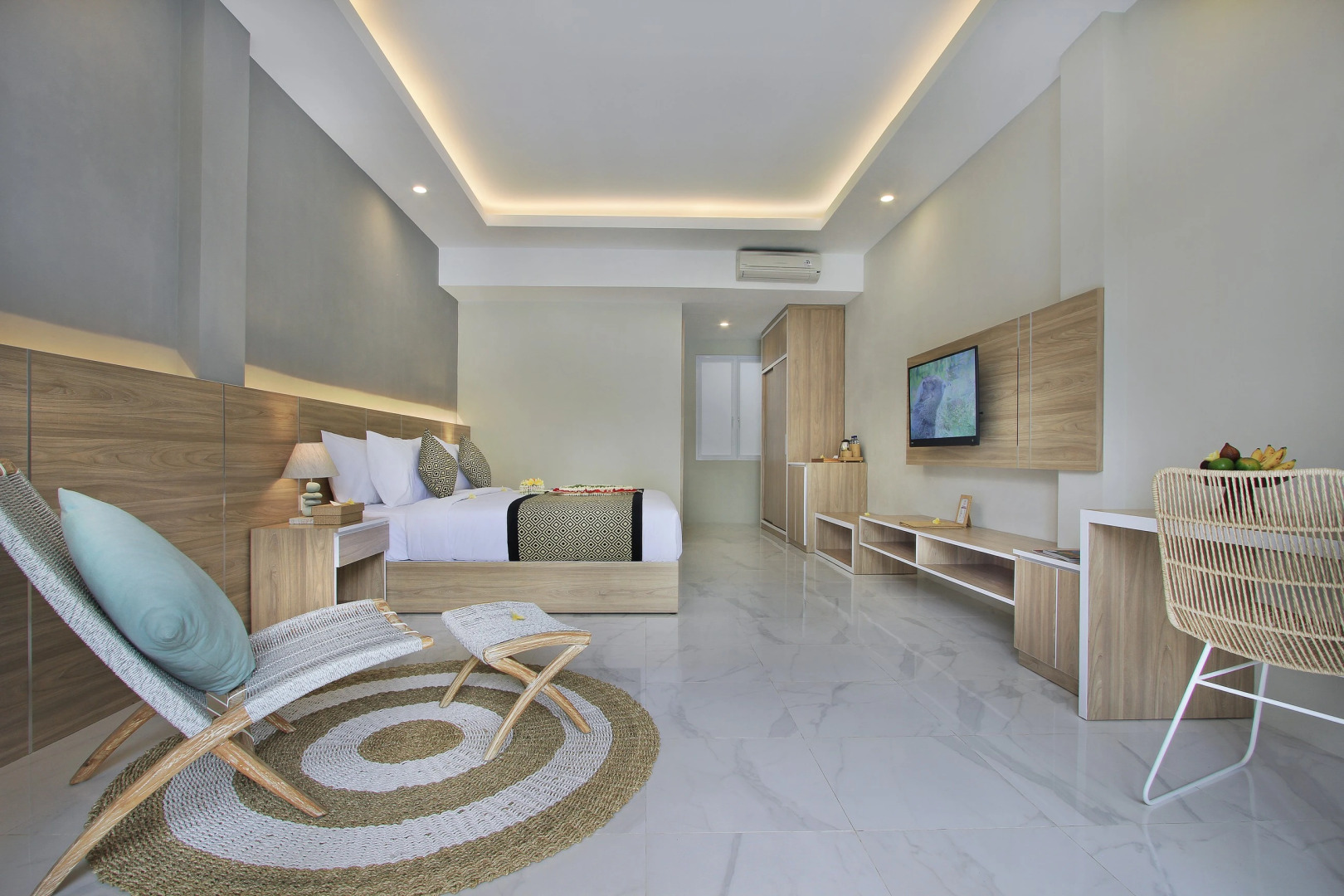 Tapa Tepi Kali Canggu by Pramana