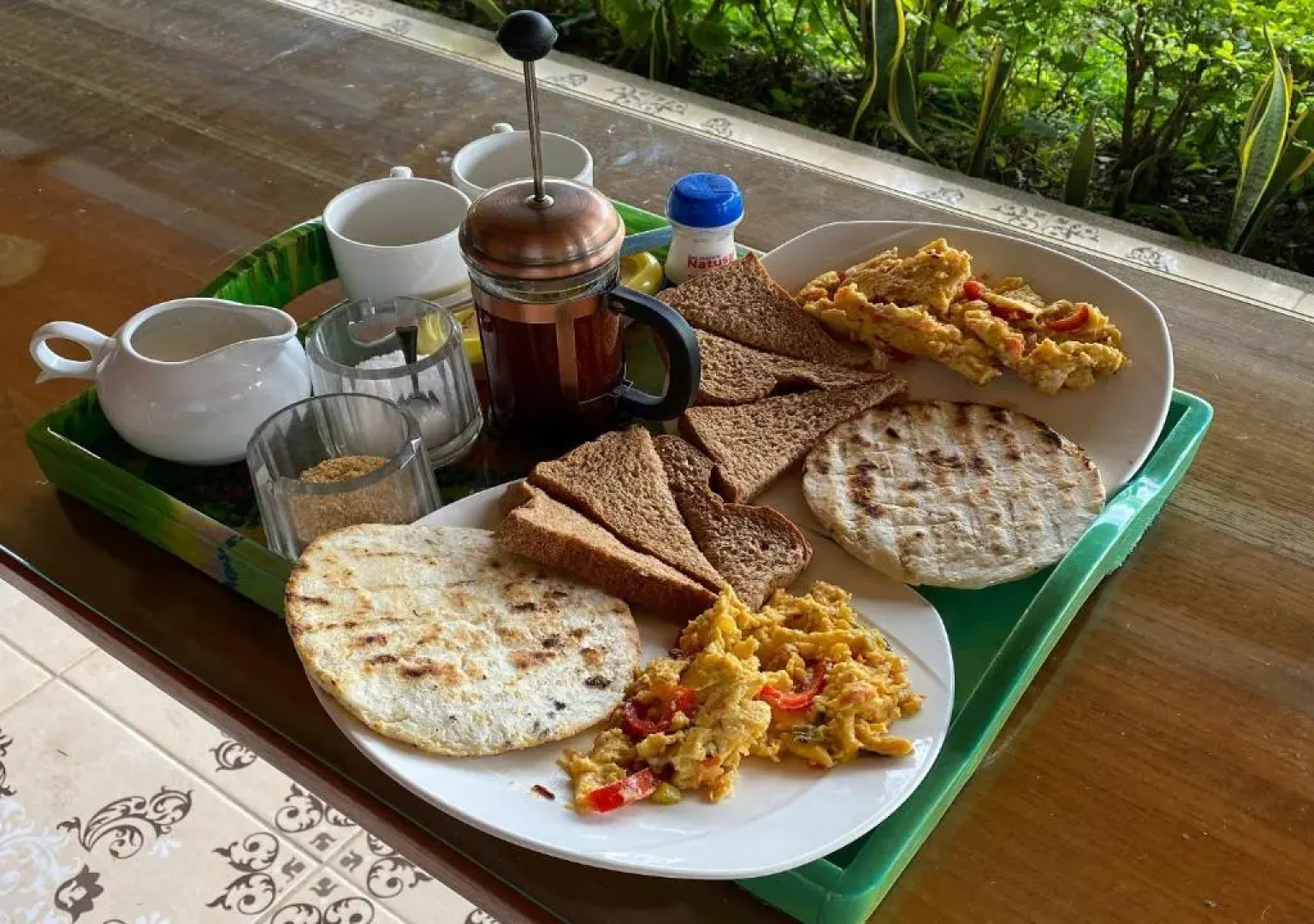 HOTEL BOUTIQUE - CAMPESTRE - BRUGMANSIA - Fincahotel