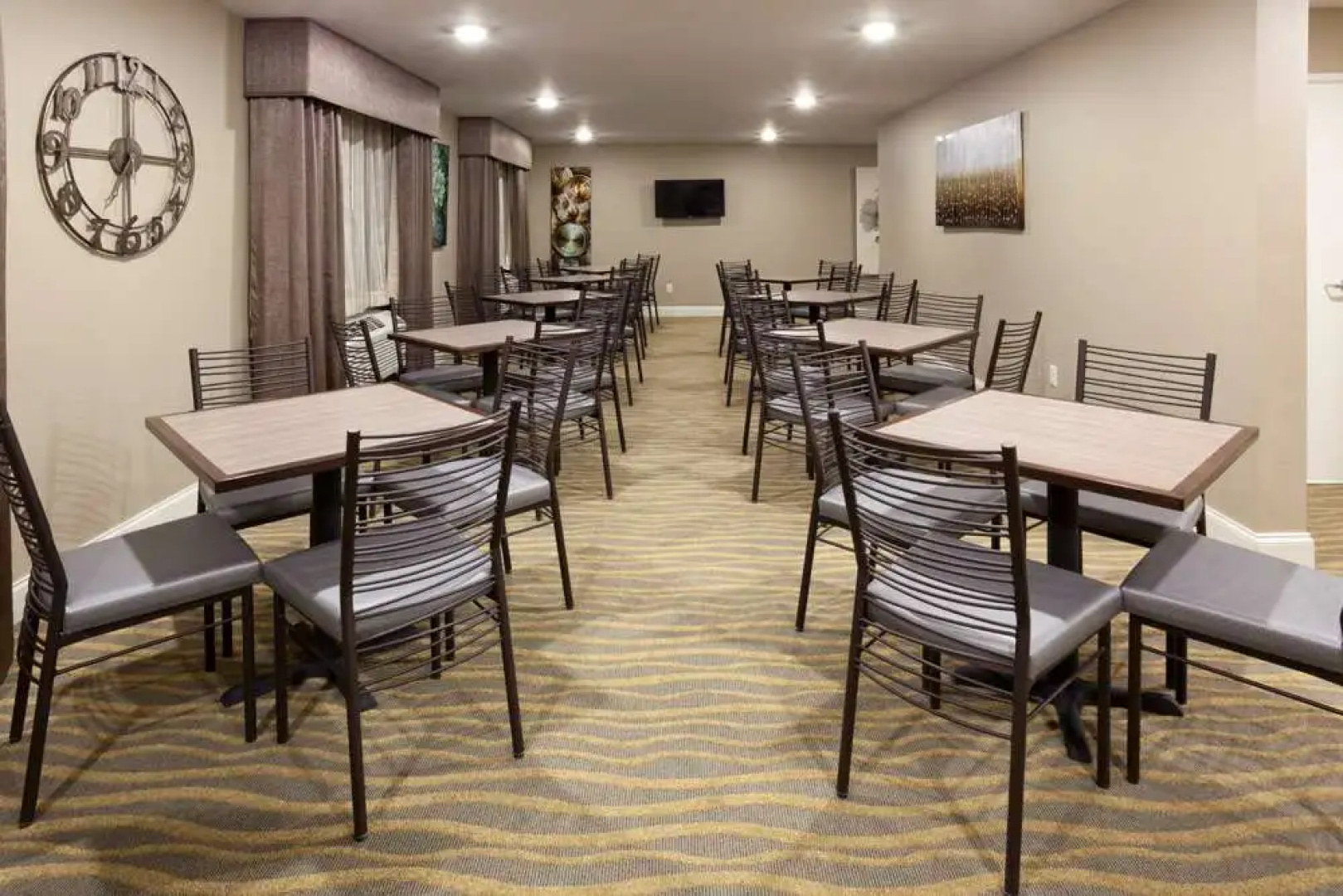 Grandstay Hotel Suites Thief River Falls