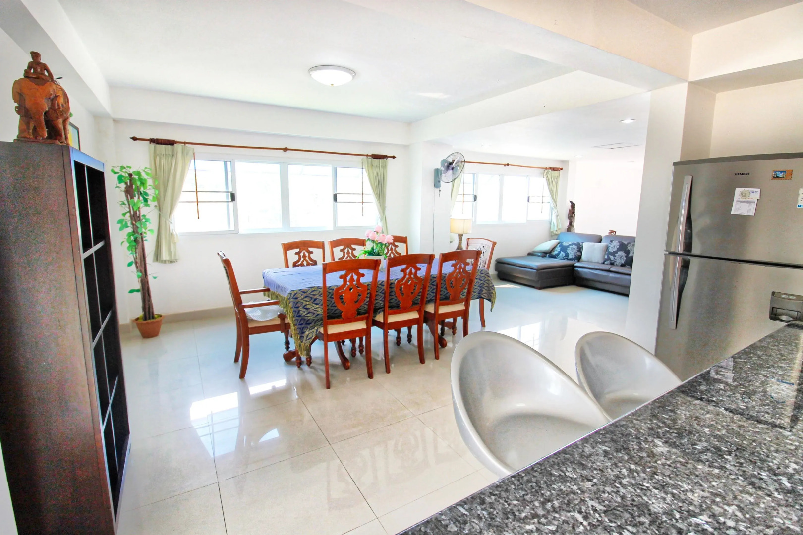 Cliff & Beach Villas