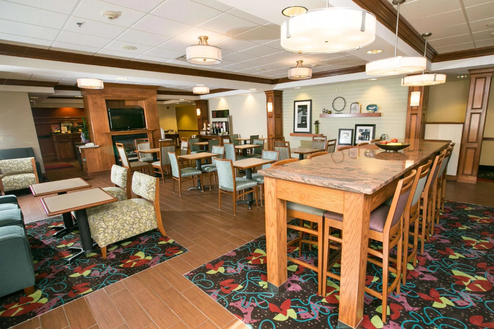 Hampton Inn Hadley-Amherst Area