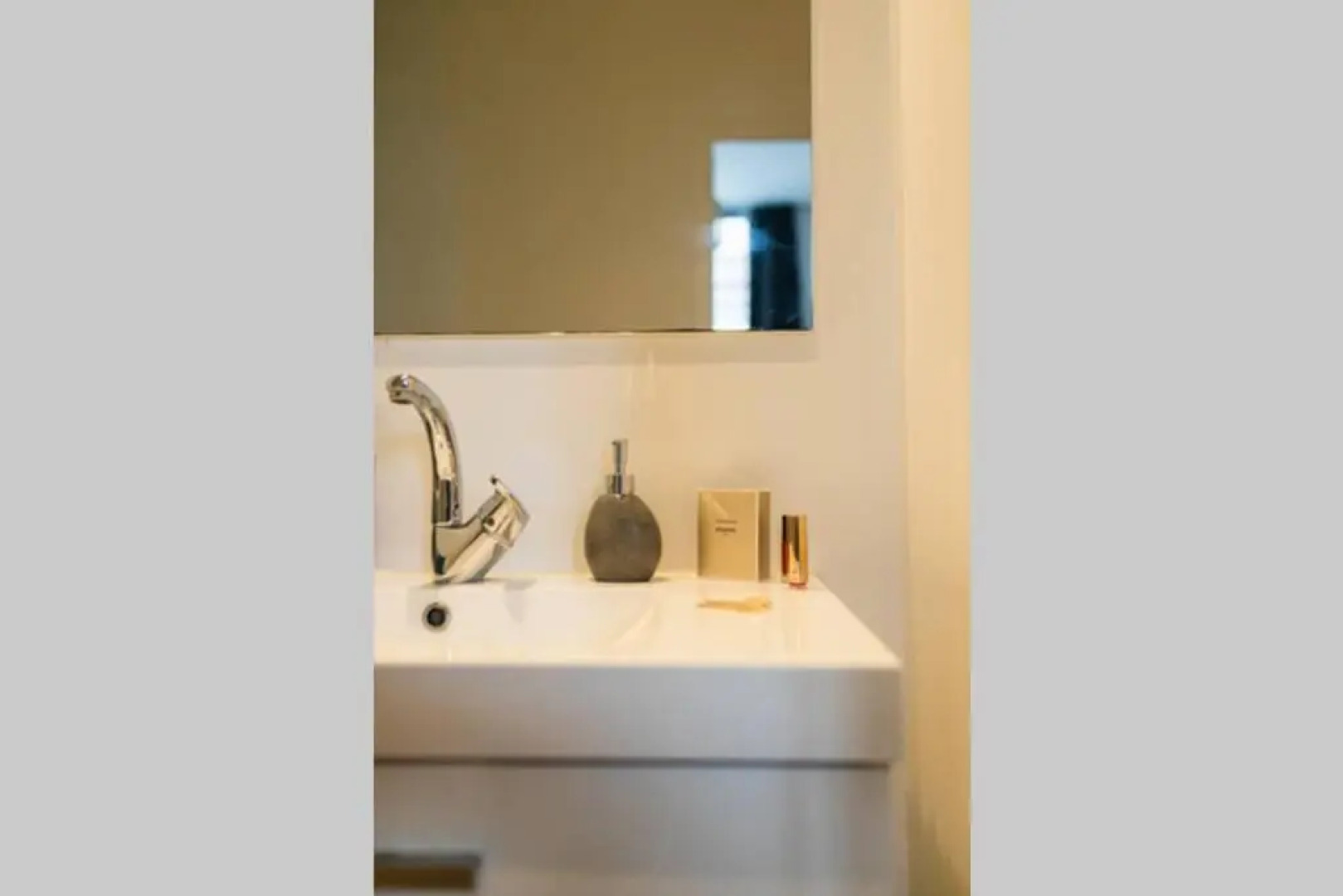 L'inattendu/Studio équipé et confortable