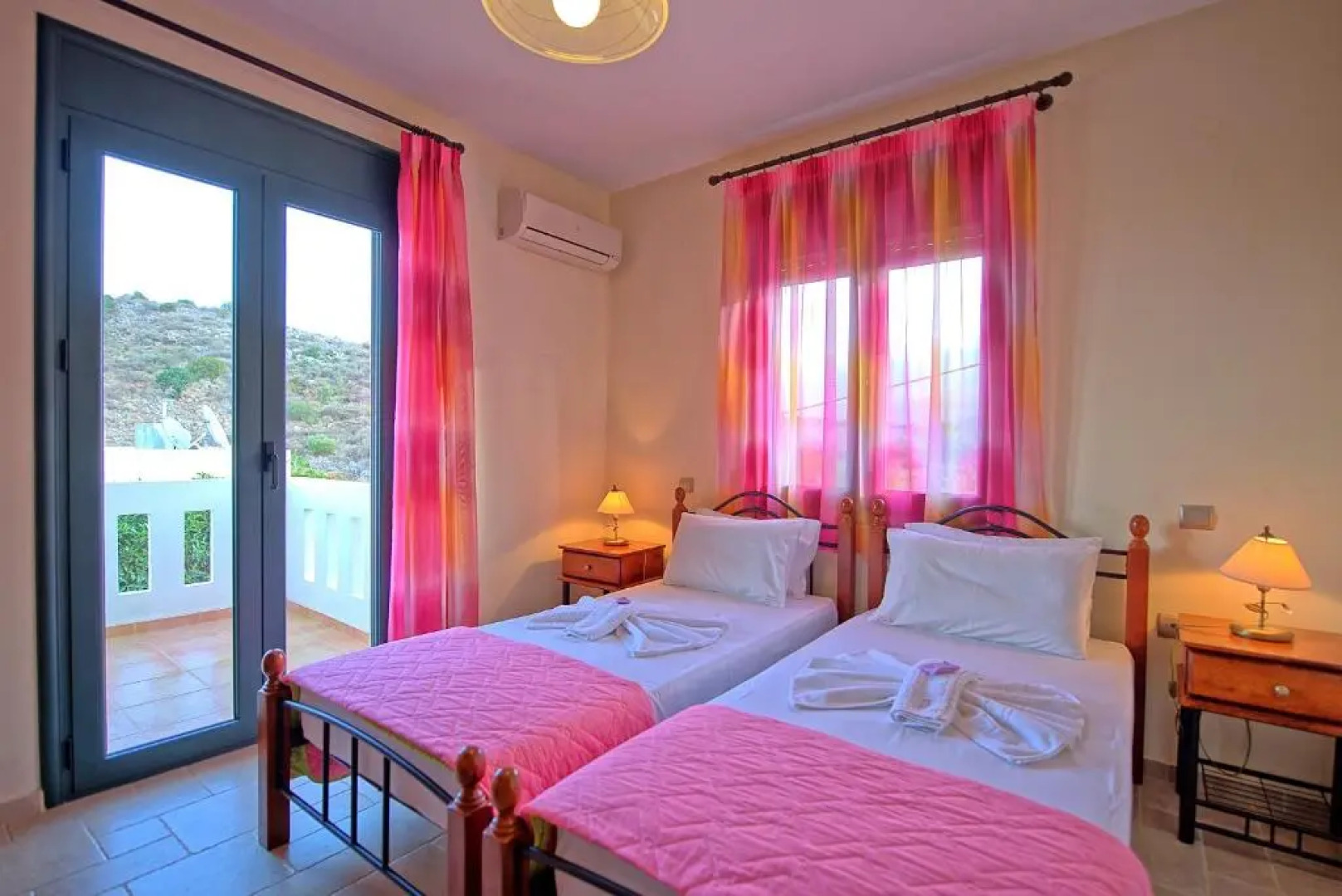 Villa Koules by MediterraneanVillas