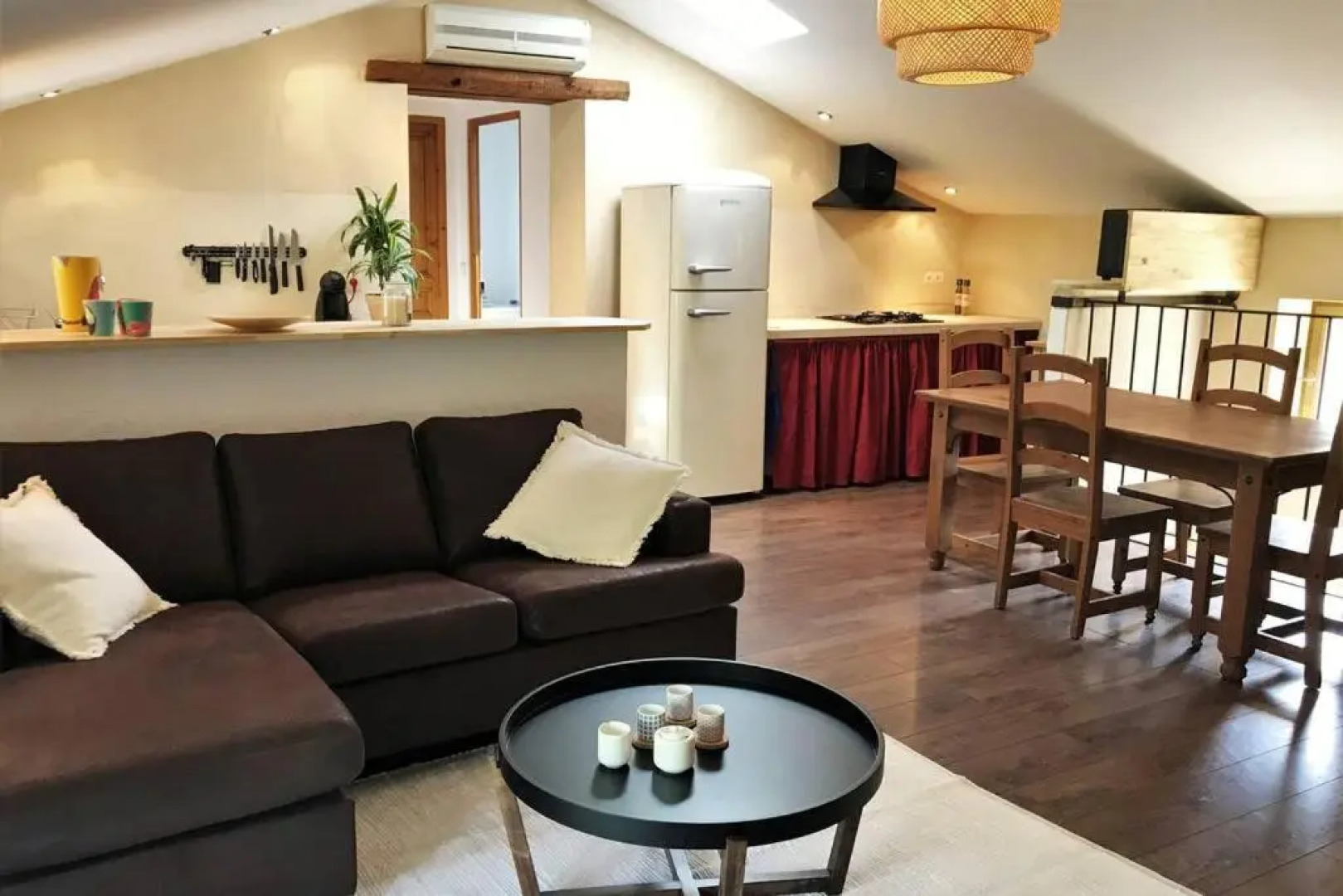 Coeur de Goudargues! 3 Ch, 3 Sdb, Exterieur, Clim