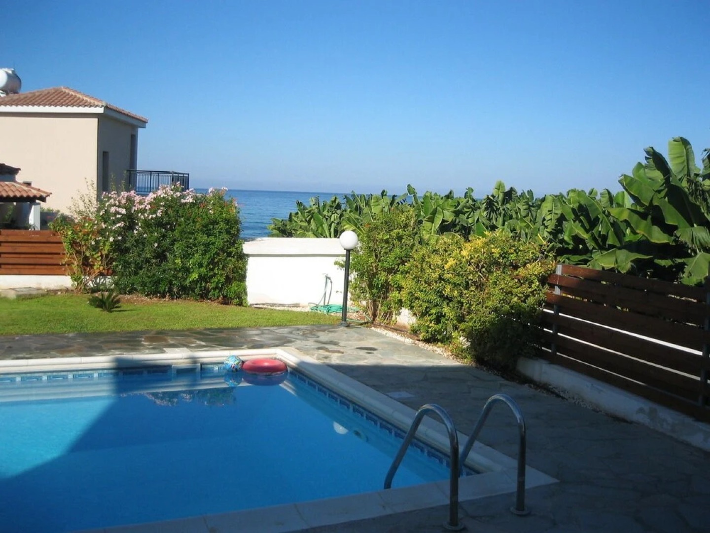 Five Waves Holiday Villas