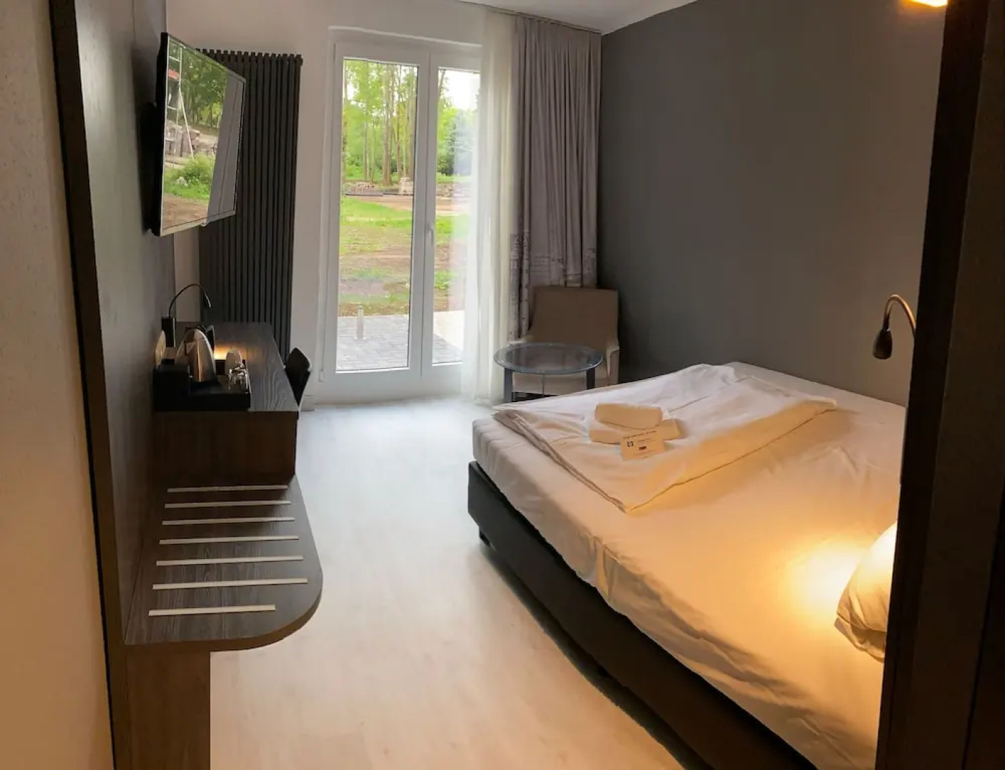 SL'otel im Parforcehaus