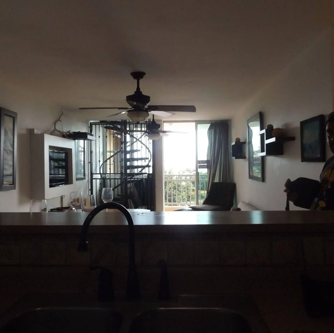 Front Beach Luxury Apartment