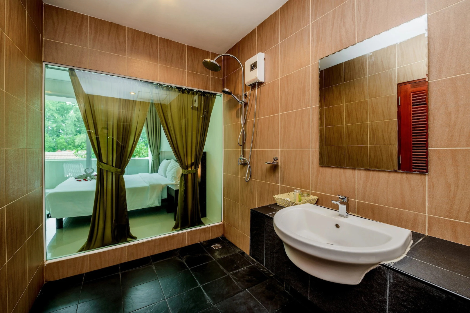 L'esprit de Naiyang Beach Resort