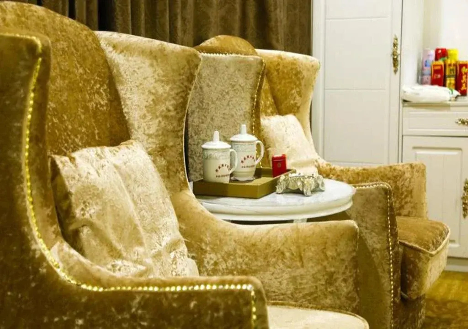 Zhang Ye Long Sheng Holiday Hotel