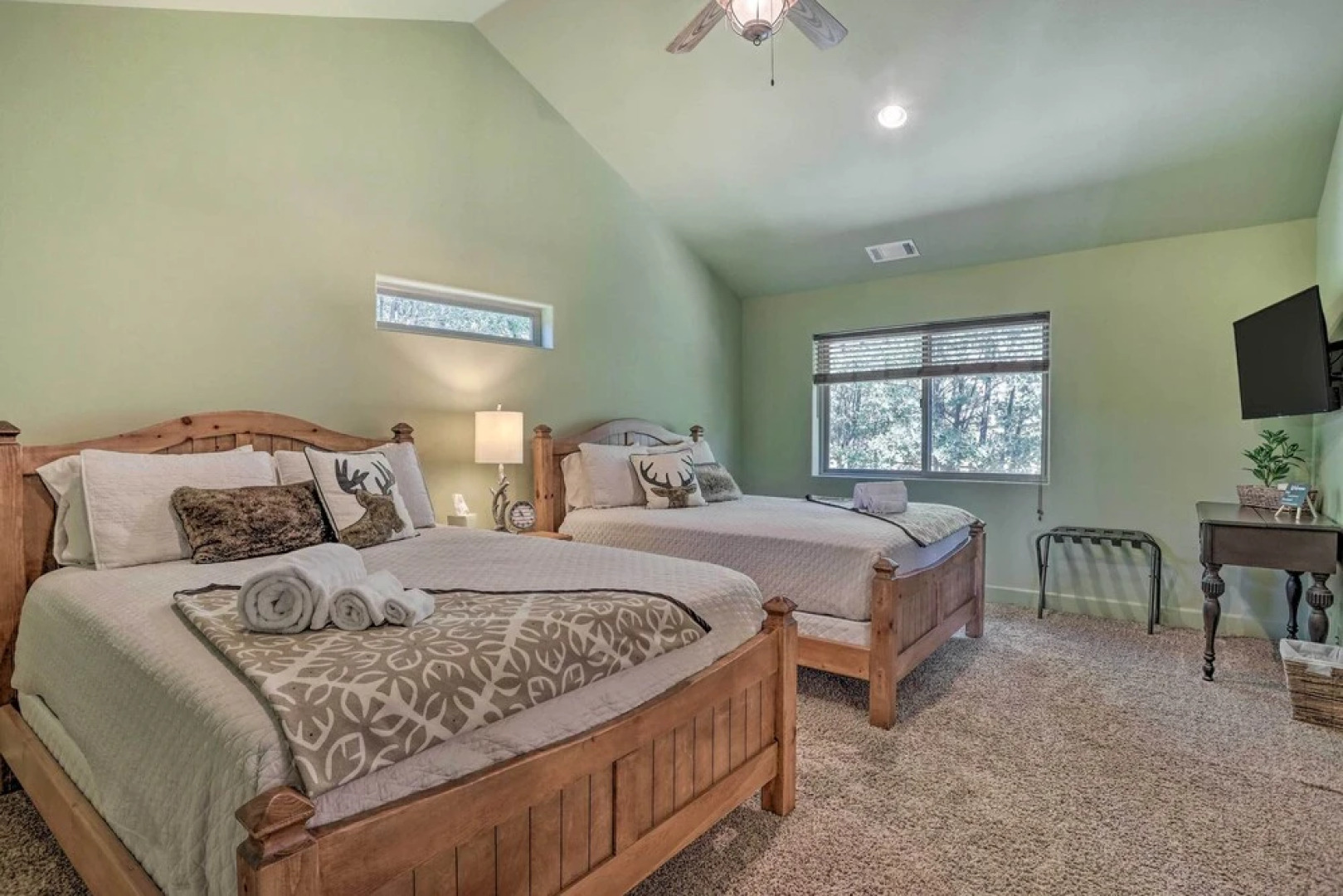 'the Zen Playhouse' w/ Lake Arrowhead Access!