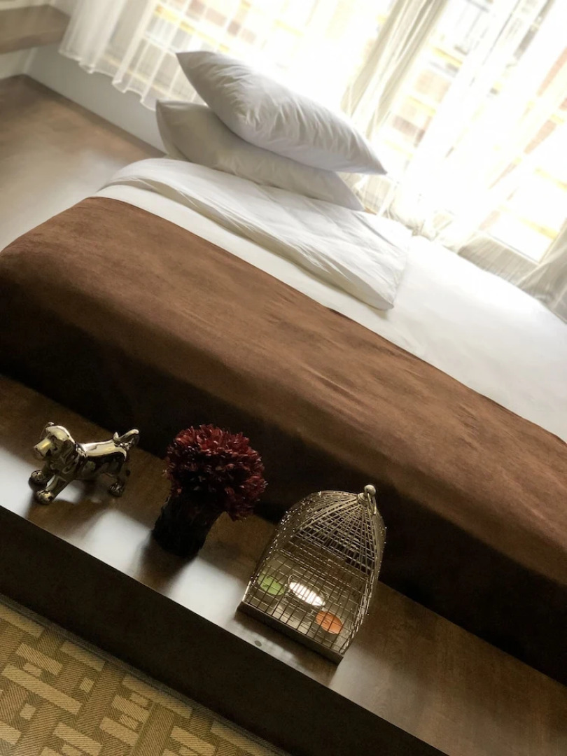 Antique Art Residence