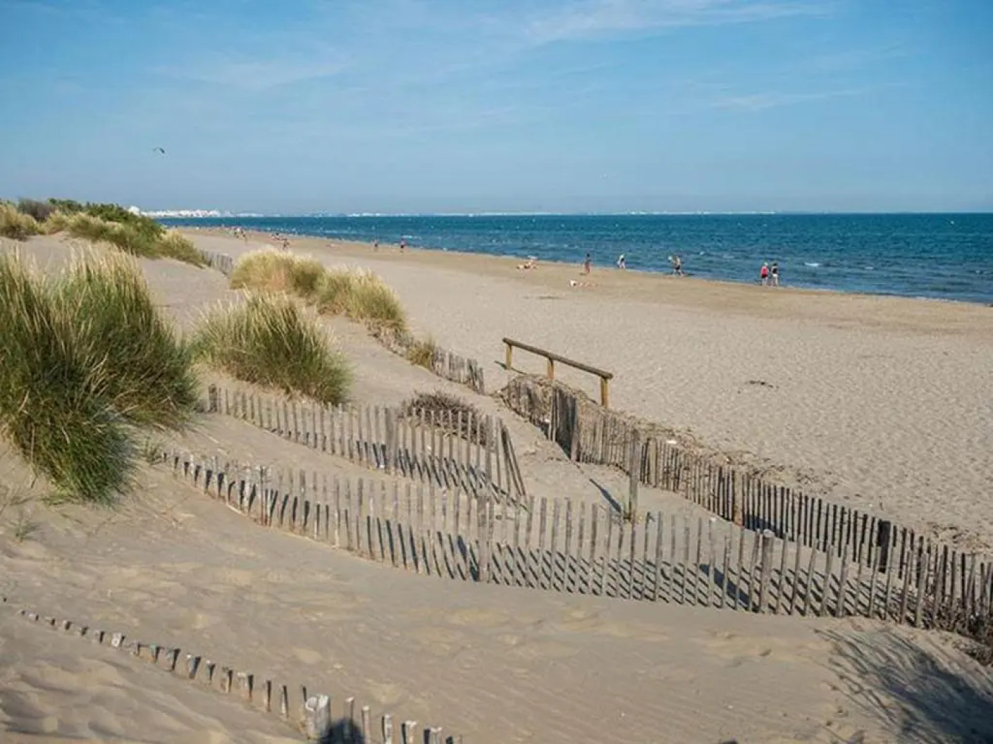 MH, 3 Ch, 43m2, climatisé, avec terrasse fermée de 18m2, super équipé, parc aquatique, draps, linge de maison inclus