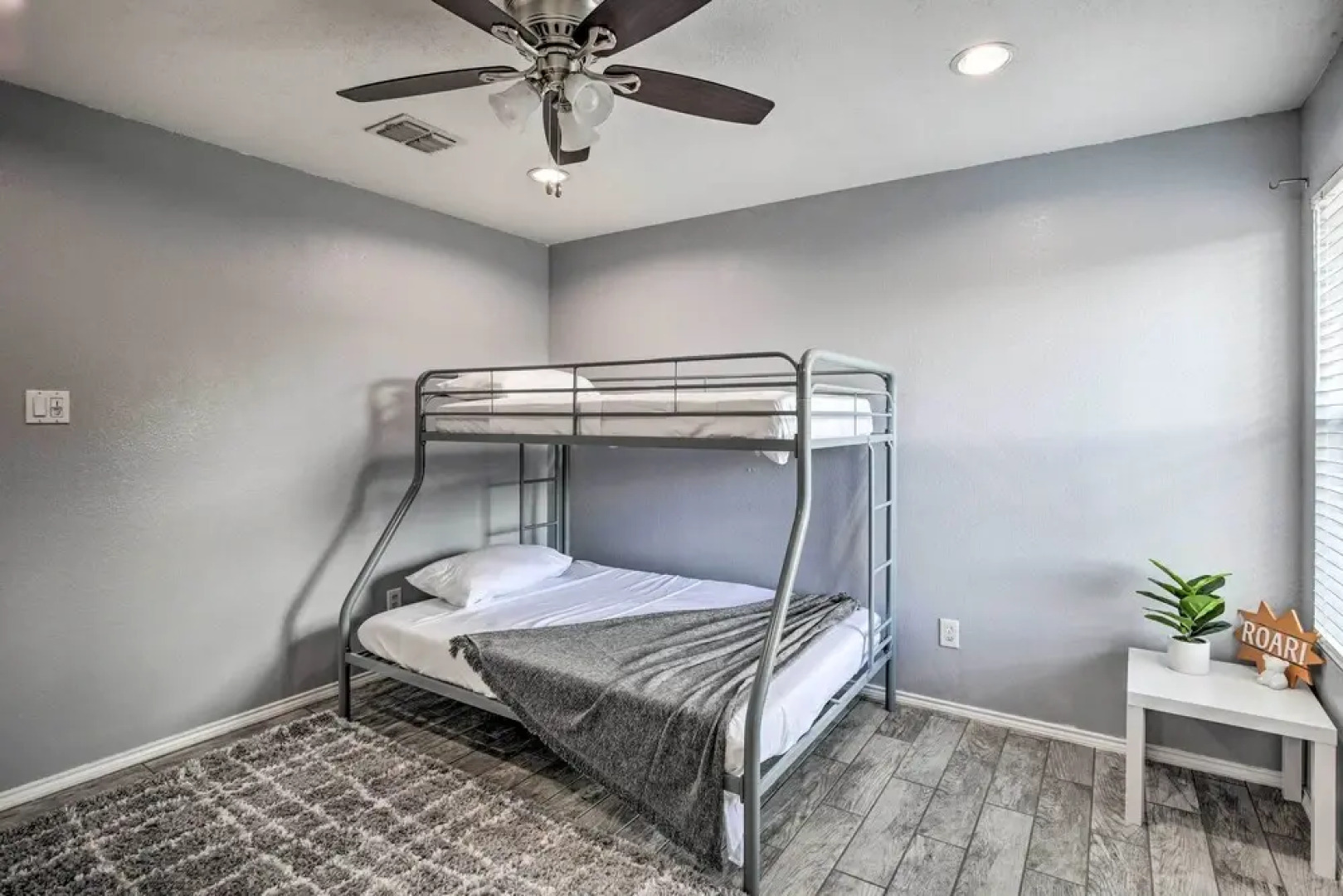 Sleek Rockwall Home Near Dtwn Dallas & Lake!