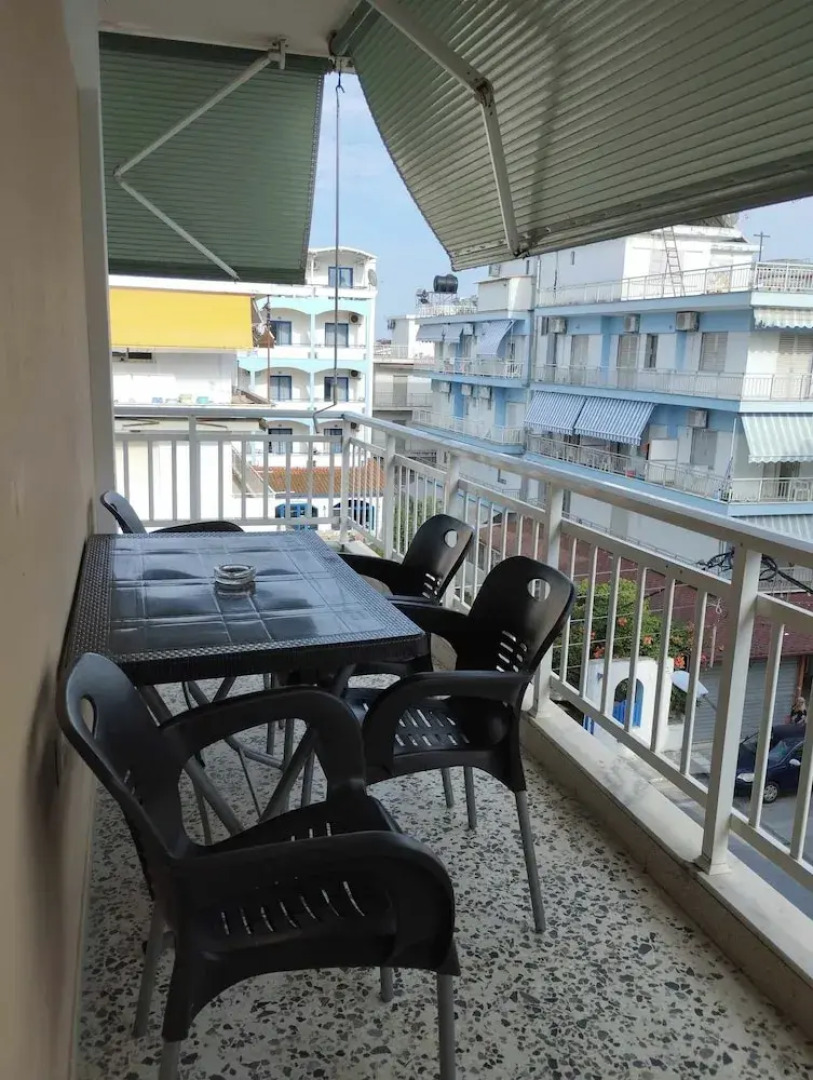 Zeusplace Spacious Apartment Private Parking