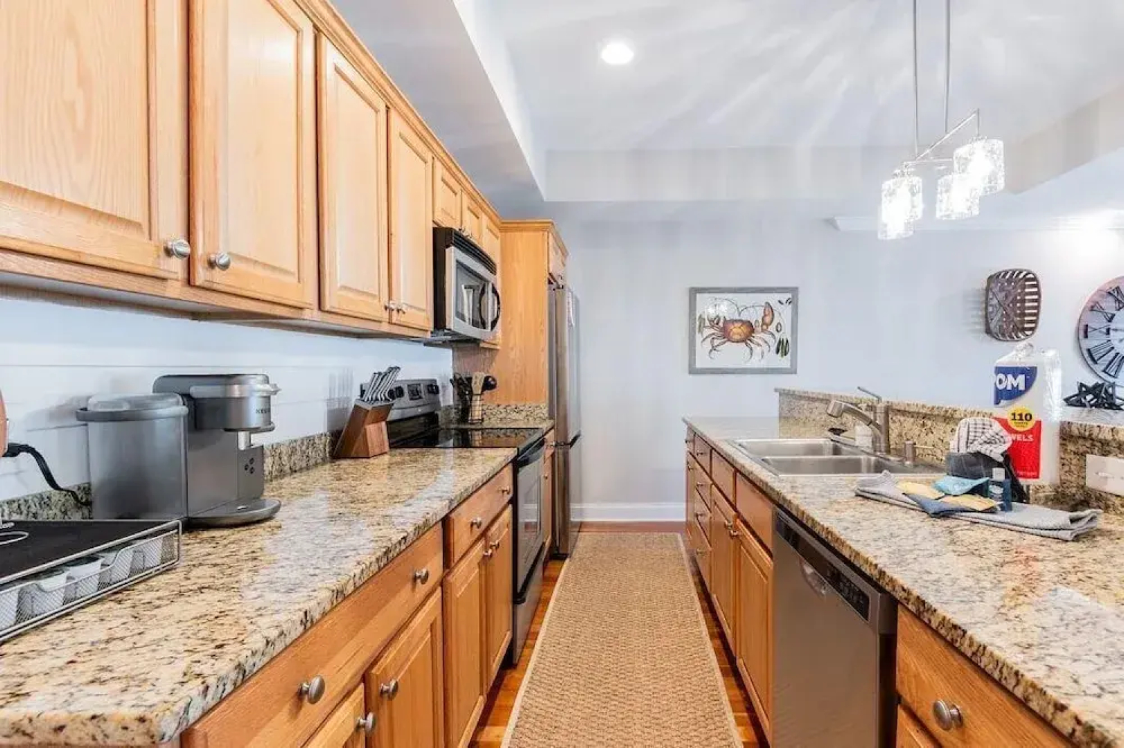 Pearl of the Promenade - Old Town Bluffton, SC 2 Bed Townhome in Prime Location