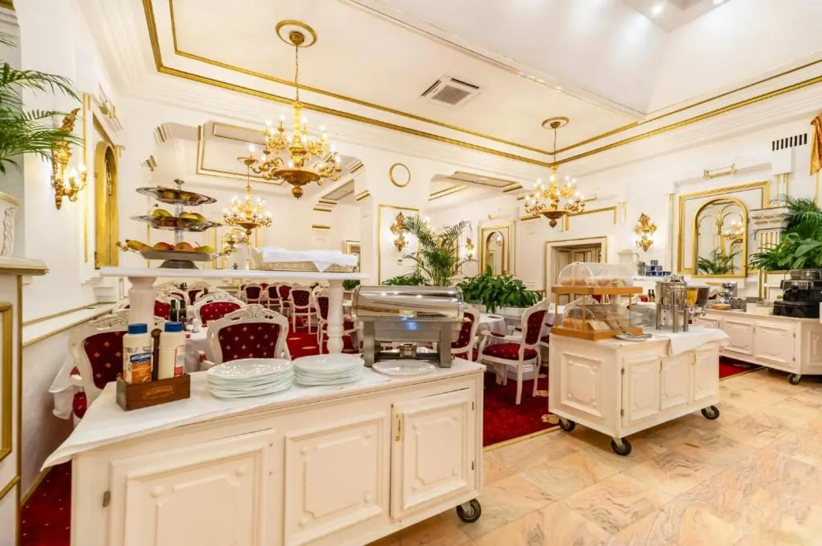 Hotel Imparatul Romanilor